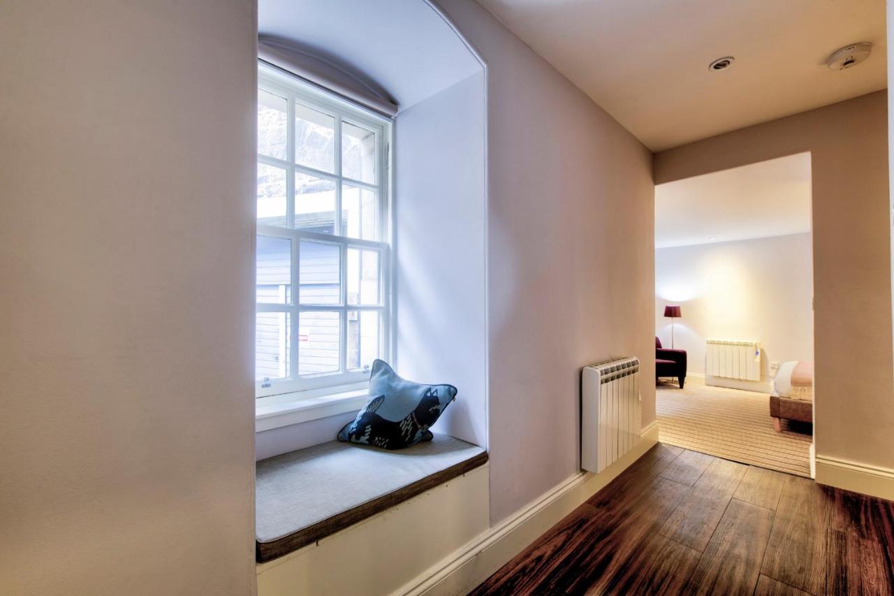 Guestready - Elegant 1Bed Apartment In Old Town Edimburgo Exterior foto